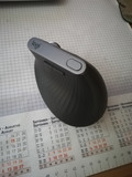 Logitech MX Vertical Ergonomic Mouse (Image 1 of 6)