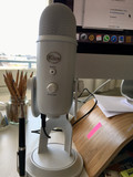 Blue Yeti White (Image 1 of 1)
