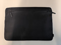 Incase Compact Sleeve MacBook Pro 15 inch/16 inch Zwart (Afbeelding 4 van 5)