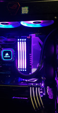 Intel Core i9 9900K (Image 1 of 2)