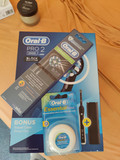 Oral-B Pro 2 2500 Black (Image 1 of 9)