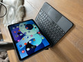 Apple Magic Keyboard iPad Air 11 inches (2024)&#x2F;Air (2022&#x2F;2020)&#x2F;Pro 11 inches (2022) QWERTY Black (Image 1 of 2)