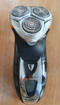 Philips Shaver S9000 Prestige SP9883&#x2F;36 (Image 3 of 16)