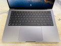 Apple MacBook Pro 14&quot; (2021) M1 Pro (10 core CPU&#x2F;16 core GPU) 16GB&#x2F;1TB Space Gray QWERTY (Afbeelding 2 van 5)