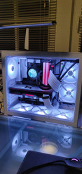 NZXT Kraken Z73 RGB - White Edition (Image 2 of 3)