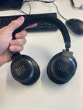 JBL Live 660NC Wit (Afbeelding 4 van 4)