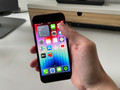 Apple iPhone SE 2022 128GB Witgoud (Afbeelding 1 van 5)