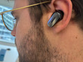 Bose QuietComfort Ultra Earbuds Dunkelblau (Bild 2 von 3)