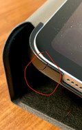 BlueBuilt Apple iPad (2025&#x2F;2022) Tri-Fold Book Case Black (Image 4 of 5)