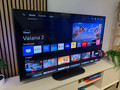 Philips Ambilight 65&quot; PUS9000 QLED 4K (2025) + JBL Bar 2.1 Deep Bass M2 Zwart (Afbeelding 4 van 5)
