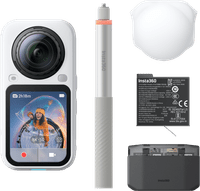 Insta360 X6 Essentials Bundle Wit