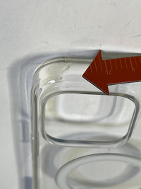 Apple iPhone 156Pro Max Back Cover with MagSafe Transparent