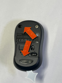 Logitech M220 Silent Draadloze Muis Zwart