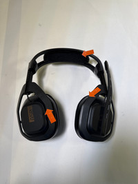 Astro A50 Wireless Gaming Headset + Base Station for Xbox Series X/S, Xbox One - Black