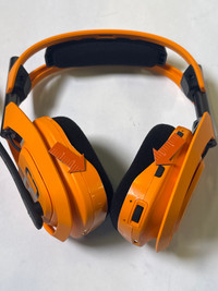 Logitech G Astro A50 X McLaren Racing Edition