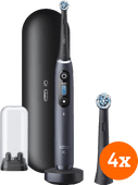 Oral-B iO - 8n Black + iO Ultimate Clean Brush Attachments (4 units) Smart electric toothbrush with app