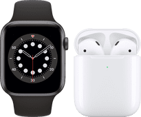 Apple Watch Series 6 40mm Space Gray Zwart Bandje + Apple AirPods 2 met oplaadcase Apple Watch Series 6 