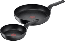 Tefal Hard Titanium Pro Koekenpannenset 24 + 28 cm Tefal pannen met standaard antiaanbaklaag