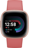 Coolblue Fitbit Versa 4 Roze aanbieding