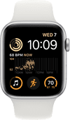 Coolblue Apple Watch SE (2022) 44mm Zilver Aluminium Witte Sportband aanbieding
