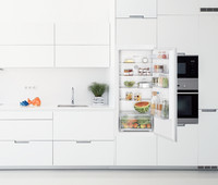 Bosch KIR41VFE0 122cm high built-in fridge