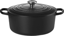 Le Creuset Signature Round Dutch Oven 28cm Matte Black Le Creuset Dutch oven