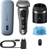 Braun Series 9 Pro+ 9575cc Graphite electric shaver with cleaning station