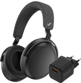 Sennheiser Momentum 4 Wireless Zwart + BlueBuilt Quick Charge Oplader met Usb A Poort 18W Sennheiser hoofdtelefoon