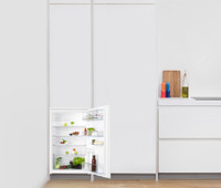 AEG TSK5O882DS AEG fridge