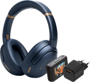 Coolblue JBL Tour One M3 Smart Blauw TX + BlueBuilt Quick Charge Oplader aanbieding