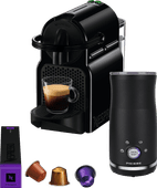 De'Longhi Nespresso Inissia EN80.B + Pierre Melkopschuimer Nespresso machine met een klein waterreservoir