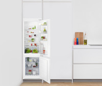 AEG OSC6N181ES Built-in fridge freezer combination