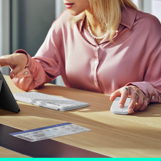 Logitech Mobi Fold Muis Off-White