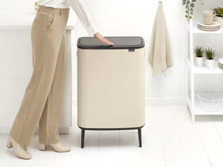 Brabantia Bo Touch Bin Hi Prullenbak 60 liter Soft Beige