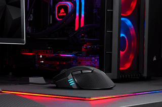 Corsair Ironclaw RGB Gaming Muis