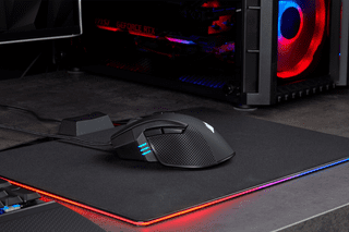 Corsair Ironclaw RGB Gaming Muis