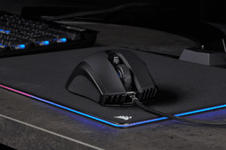 Corsair Ironclaw RGB Gaming Muis