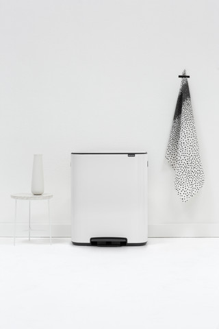 Brabantia Bo Pedal Bin 60 Liter White