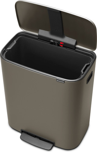 Brabantia Bo Pedal Bin 60 Liter Platinum