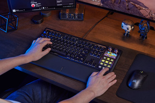 CORSAIR GALLEON 100 SD Gaming Keyboard QWERTY
