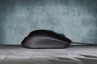 Corsair Harpoon RGB Pro Gaming Muis