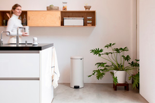 Brabantia NewIcon Pedaalemmer 30 Liter Soft Beige