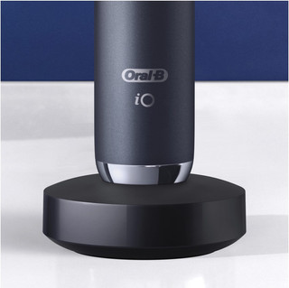 Oral-B iO 9N Zwart met extra opzetborstel