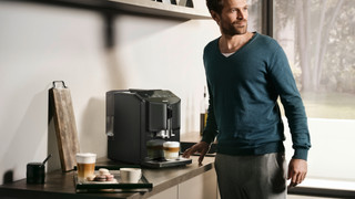 Siemens EQ300 TF301E09 Piano Black