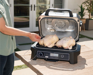 Ninja Woodfire Pro XL Elektrische BBQ Grill en Roker OG901EU
