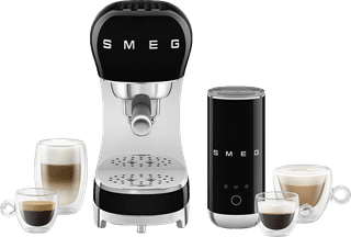 SMEG ECF12BLEU Zwart + melkopschuimer