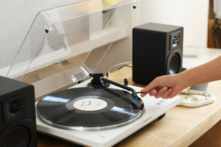 Audio-Technica AT-LP70xBT Wit