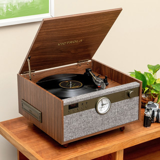 Victrola Century Signature Bruin
