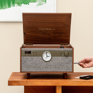 Victrola Century Signature Bruin