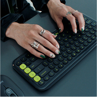 Logitech Pop Icon Keys Pink